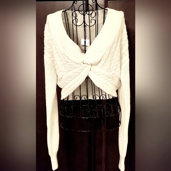 Free People Sweaters - Free People Womens Emilie White Knit Knot-Front Crop Pullover Sweater  NWT